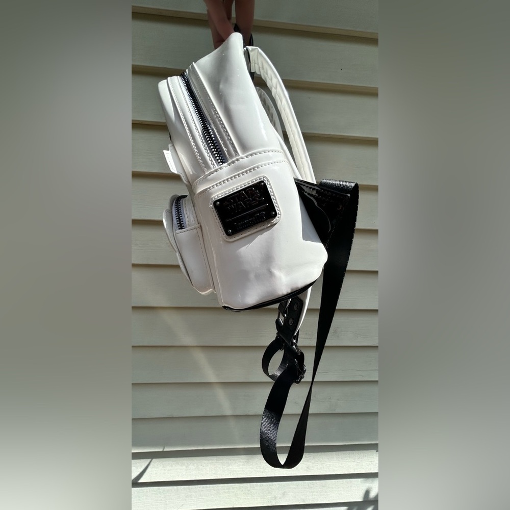 Loungefly Star Wars Stormtrooper Lenticular Mini Backpack - Picture 7 of 17